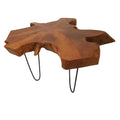 Mesa de centro artesanal de teca con borde natural y patas metálicas negras
